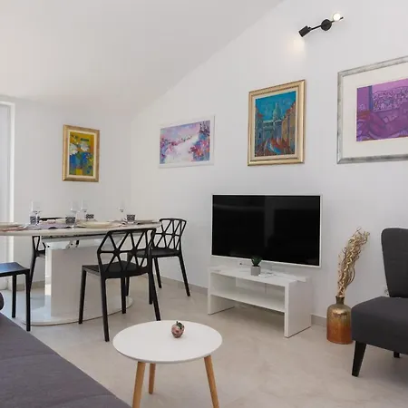 Tomas Deluxe Ii * ドゥブロブニク