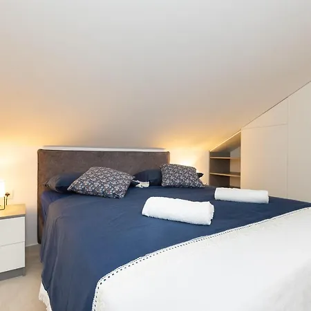 Appartement Tomas Deluxe Ii *